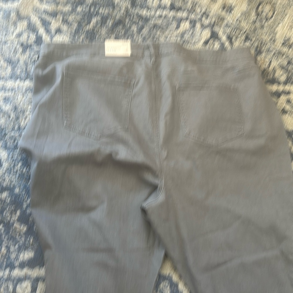 NWT NYDJ Slim Bootcut jeans